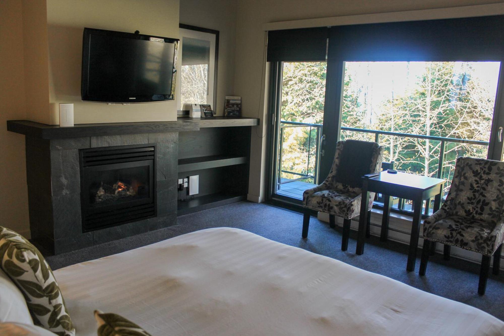 Black Rock Oceanfront Resort Ucluelet Rum bild