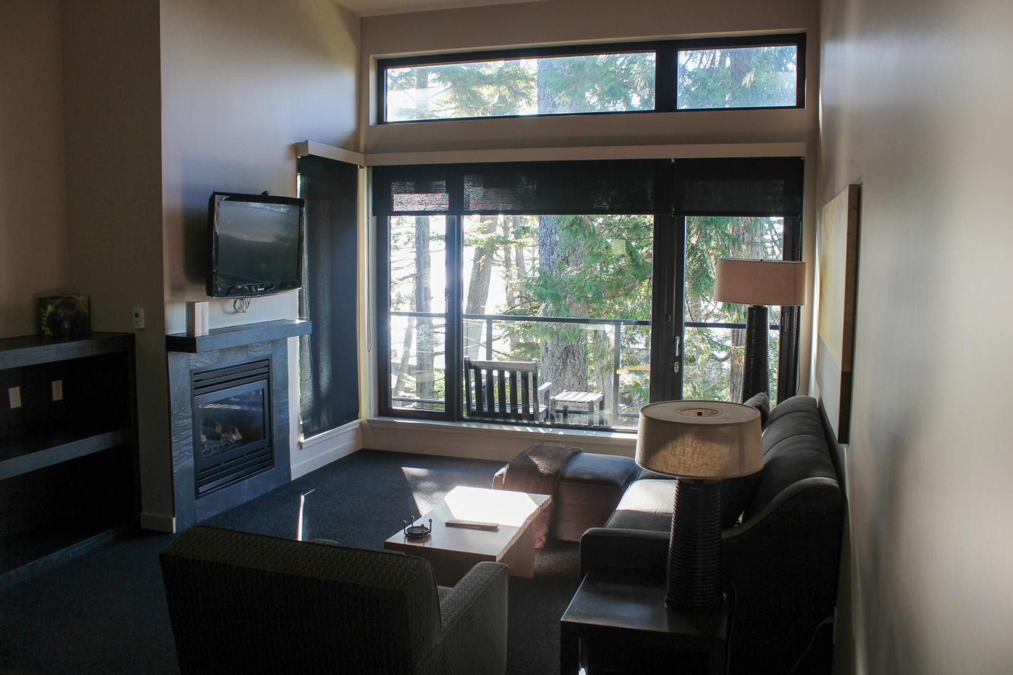 Black Rock Oceanfront Resort Ucluelet Rum bild